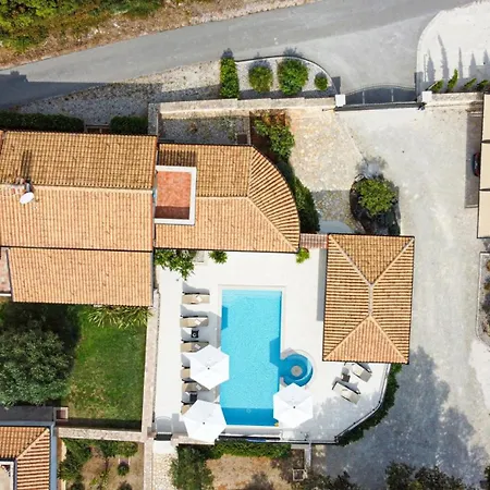 Villa Vlacich With Sea View Trgetari