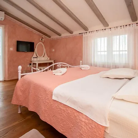 Vlacich With Sea View Villa *
