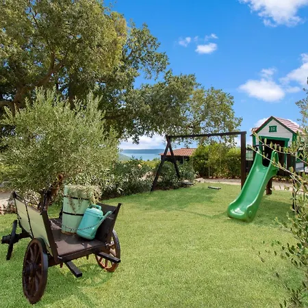 Vlacich With Sea View Trgetari